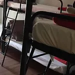 梅耶皮尔沙滩酒店 旅馆 *