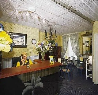 マイアベーア ビーチ * ニース