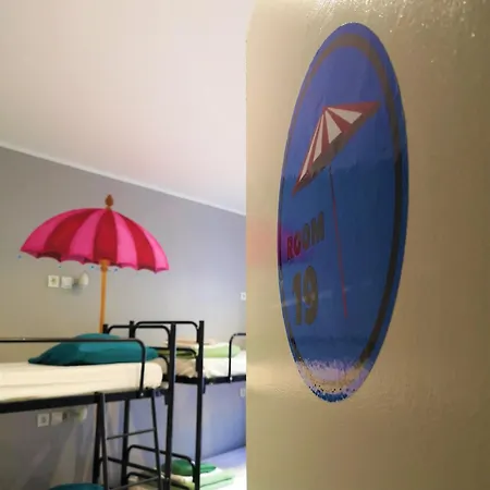 ホステル マイアベーア ビーチ