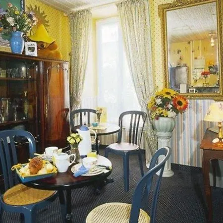 ホステル マイアベーア ビーチ