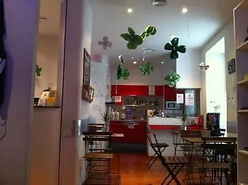 Meyerbeer - And Hostel Nizza