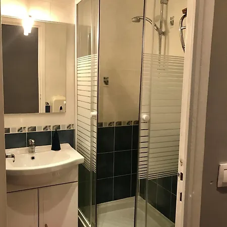 マイアベーア ビーチ ホステル