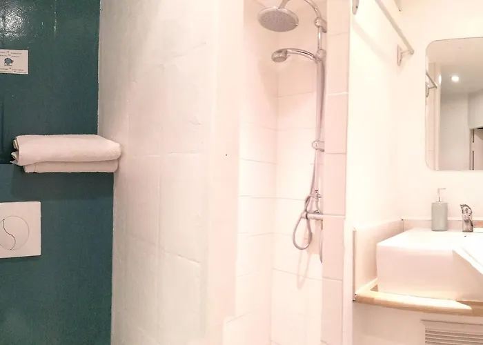 Meyerbeer Hostel Νίκαια