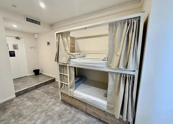 Hostel Meyerbeer *