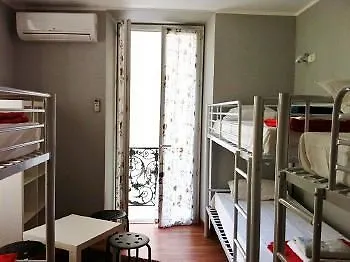 Meyerbeer Hostel