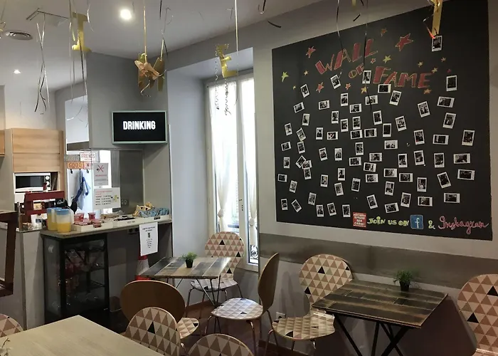Meyerbeer Hostel