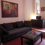 Hostel Meyerbeer - And