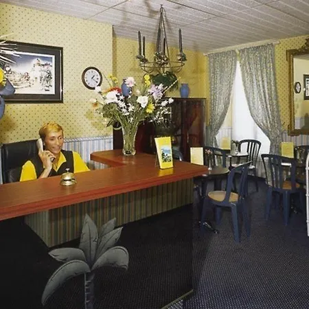 旅馆 梅耶皮尔沙滩酒店 *