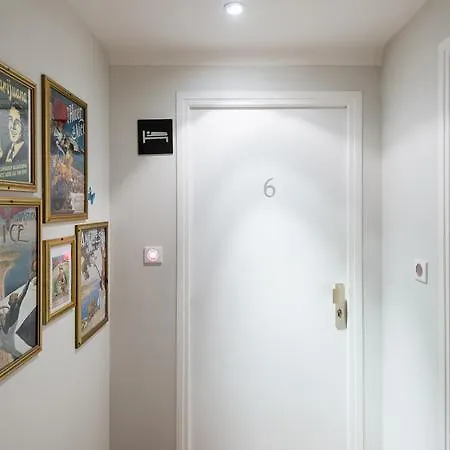 梅耶皮尔沙滩酒店 *