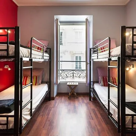 梅耶皮尔沙滩酒店 * 尼斯