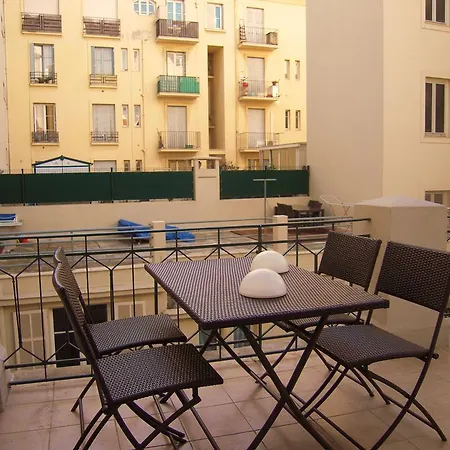 旅馆 梅耶皮尔沙滩酒店 *