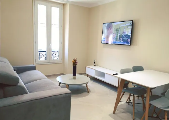 Meyerbeer Hostel Nice